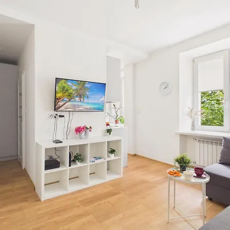 Aleja Jana Pawla By Solarento Apartamento Varsóvia